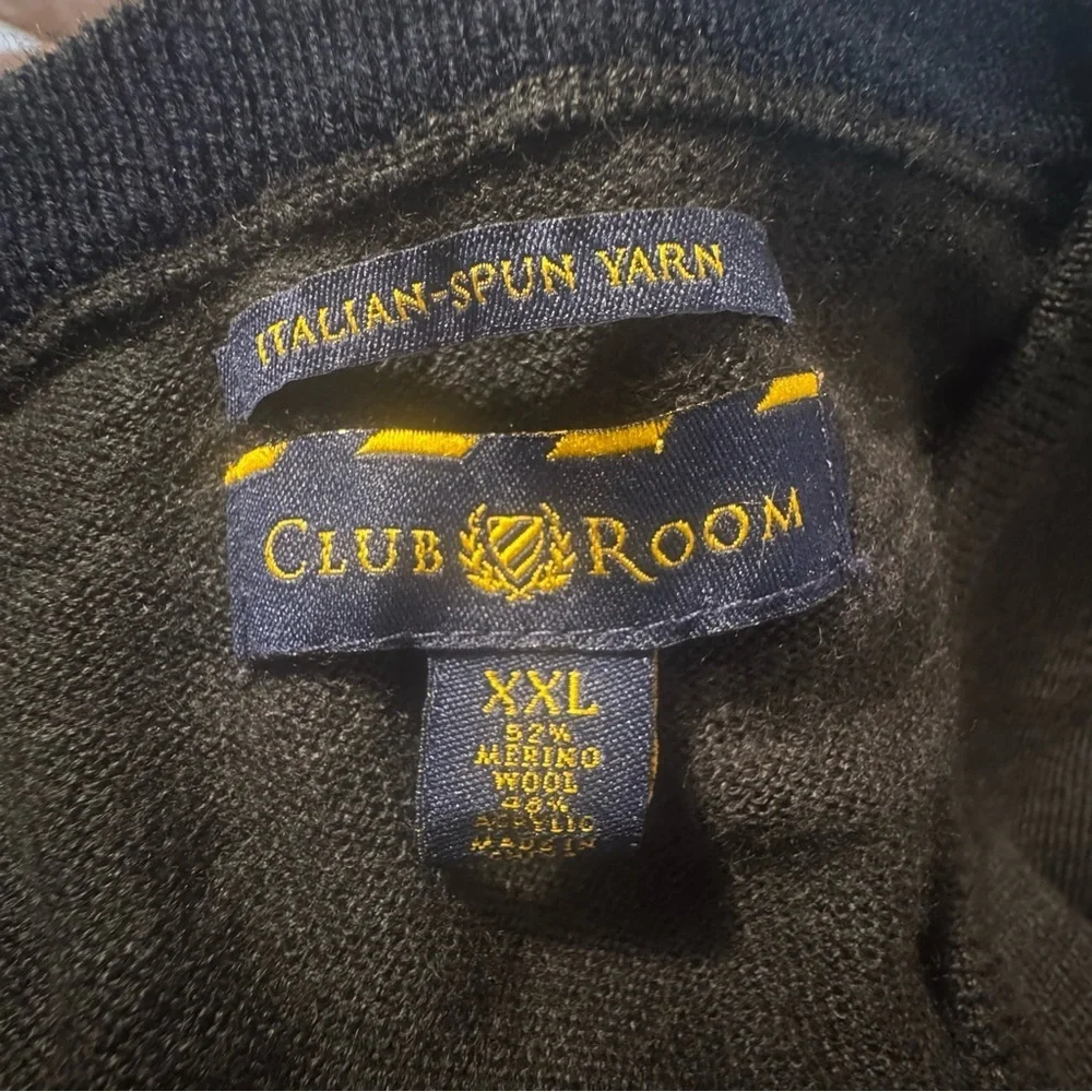 Club Room Charcoal V-Neck Italian-Spun yarn 52% Merino Wool 48%Acrylic pull over - Picture 4 of 6
